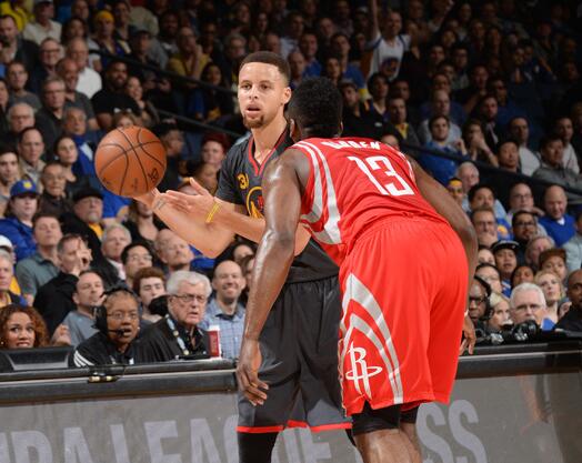 NBA:库里35+9哈登37分 勇士克火箭主场42连