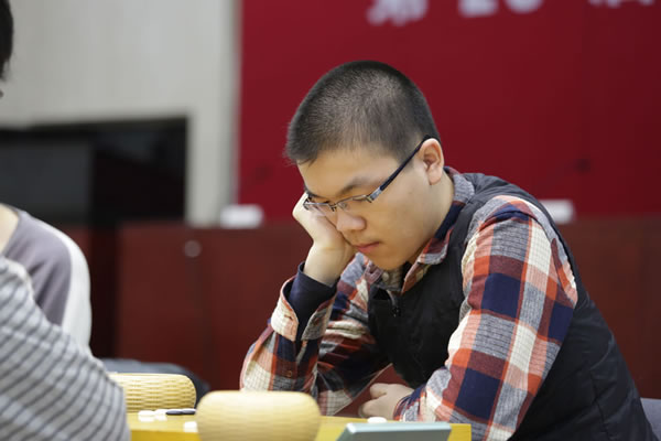 晚报|柯洁回应AlphaGo挑战:呵呵| 柯杰 |AlphaGo