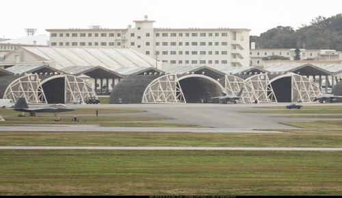 嘉手纳空军基地(资料图)