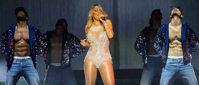   
这是46岁玛丽亚凯莉的演唱会