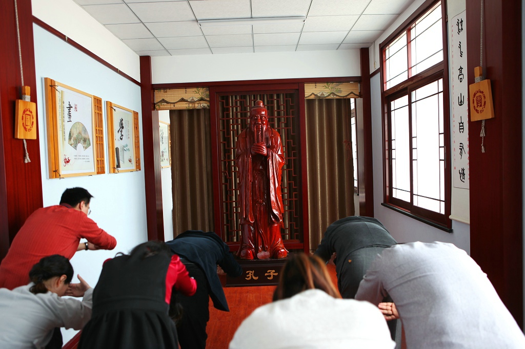 少年君子传统文化教育十年探索之路|济宁学院