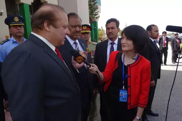 张凌云:跟随中国两任领导人外访是什么体验_凤