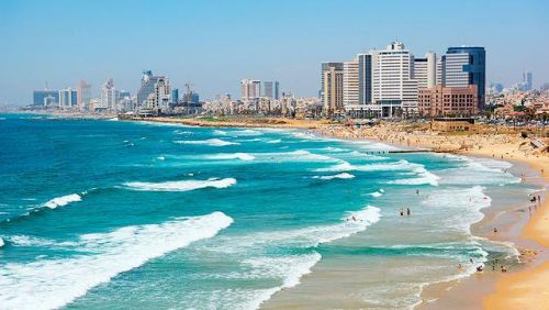 6、以色列/PP这是一个对孩子来说相当特别的地方，因为对孩子的待遇很好。18岁以下的小孩可以免费住旅馆。当地的动物园以及迷你以色列公园是不错的去处。在迷你以色列公园里可以看到所有以色列的迷你版名胜古迹。以色列有许多沙滩浴场，水温平均在25摄氏度，是孩子们娱乐的好地方。
