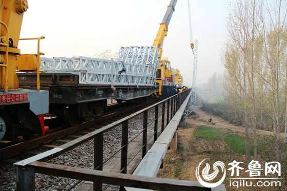 临沂北至胶州列车实现电力牵引 胶新铁路贯通沂蒙老区