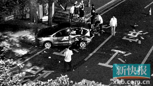 广州法拉利车主凌晨撞车伤一人 弃车逃跑