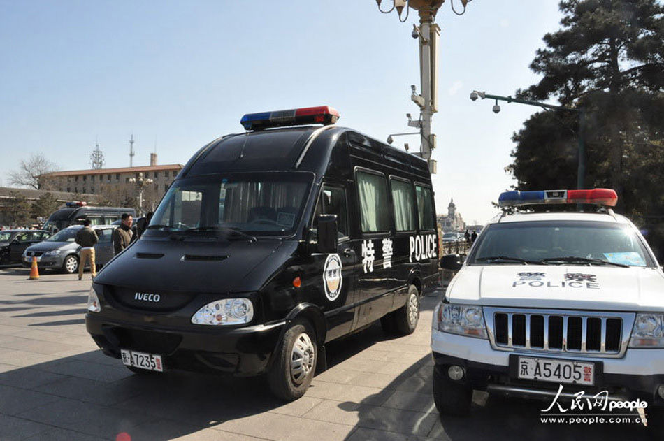 组图:2014年两会安保用车