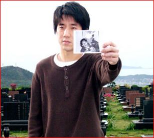 揭秘房祖名吸毒“自毀”：龍?zhí)訌男∪备笎? /></p>
<p class=