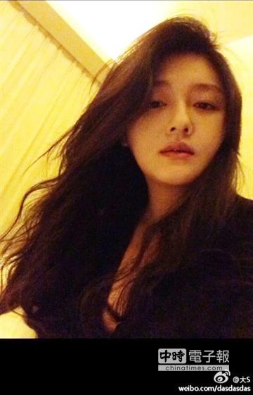 大s半夜胃痛惊醒 网友：请汪小菲照顾好孕妇(图)