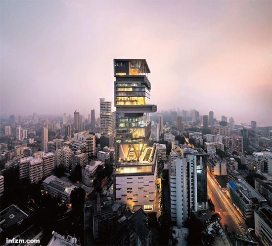 印度孟买南部的豪宅安提拉价值20亿美元,27层楼,167米高.