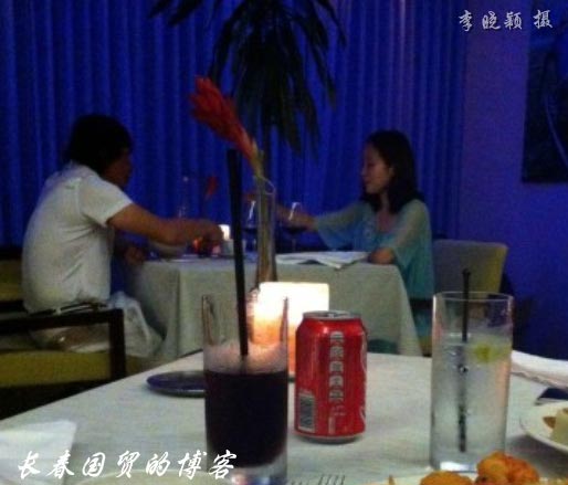 江一燕男友系蛋糕大王？两人国外度假照曝光(图) 