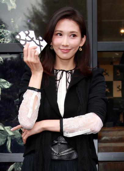 林志玲重感冒丧失娃娃音 受访无奈比手画脚(图)