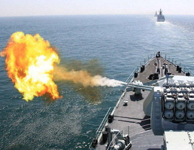  奥巴马访日 中国三大海域前所未有同期军演