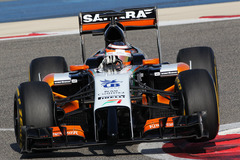 F1第二轮季前测试打响 雷诺阵营仍疲软