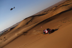 阿拉善沙漠挑战赛第一阶段刘彦贵领跑