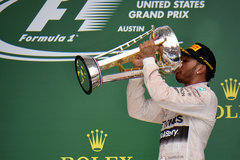 F1美国站汉密尔顿夺冠 卫冕年度冠军