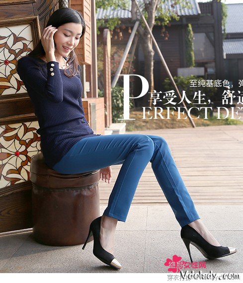 小脚裤加<em>高跟鞋做</em>长腿<em>美女</em> 从视觉上变成大长