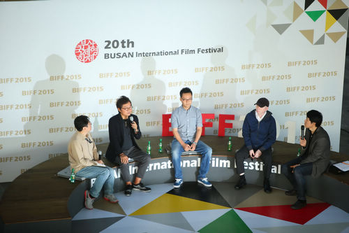  冯小刚 釜山想买房 称 内地影人 应多学好莱坞重