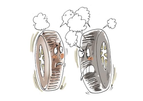 连云港 | QQ与公交车赌气互不相让 雨中相望两个小时_江苏频道_凤凰网