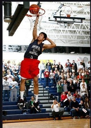 中国17岁后卫入全美第一高中 梦想入男篮+NB