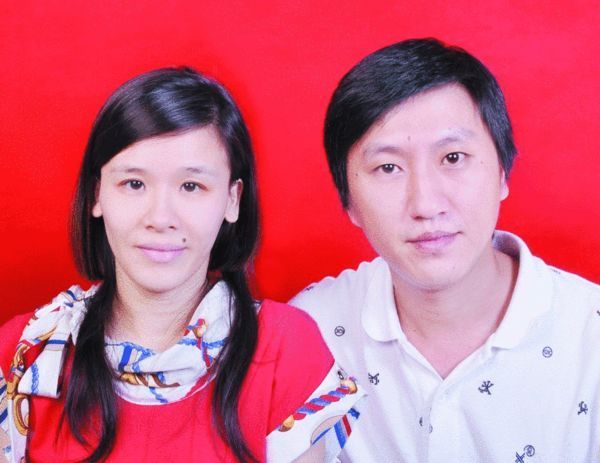 桑兰已与经纪人登记结婚 庄则栋遗孀为其证婚(图)