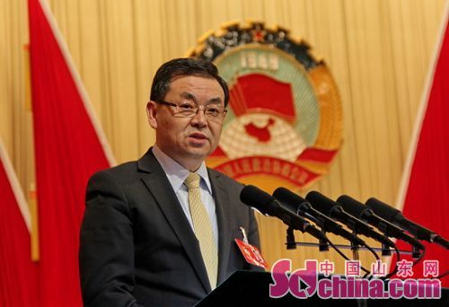 山东省政协委员、香港中旅汽车服务有限公司董事长王富刚摄影周玉森