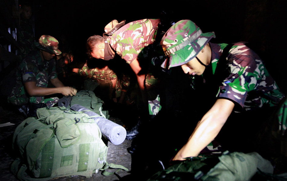 印尼发现俄罗斯失踪客机残骸