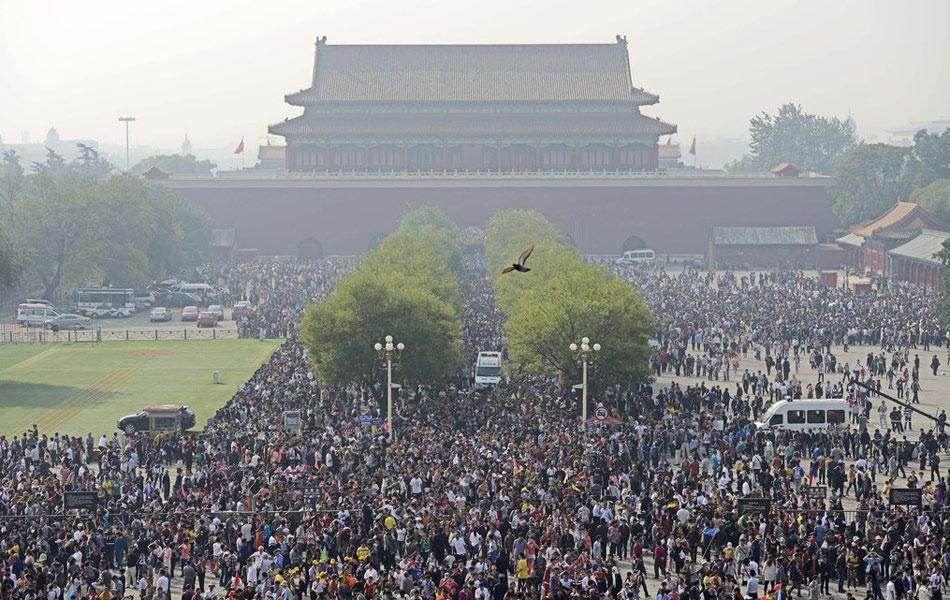 拥挤的国庆节【组图】 http://hsgds2004.blog.163.com - 擎天一柱 - 擎天一柱的博客 拥挤的节日【组图】 - 深瞳渊源 - 深瞳渊源,品味经典!!!