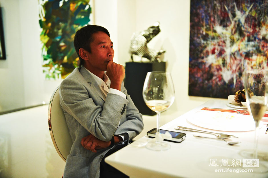 钮承泽拍摄时尚大片 《Love》被赞中国版《真