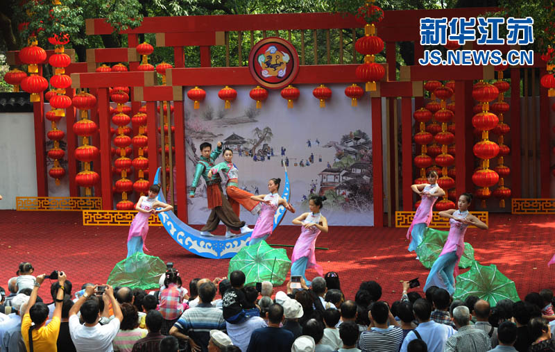 苏州金秋虎丘庙会开幕 展现姑苏人文风情