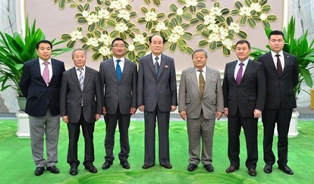 蒙古总统顾问访朝鲜会见金永南