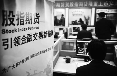 吕子乔高收入的人_殡葬业高收入的理由(2)