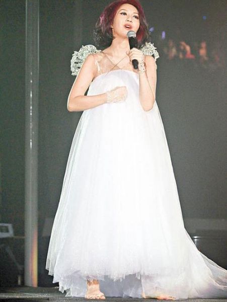  杨幂 被曝 怀孕 两月 盘点女星 大肚子 照片(组图)_