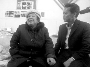 福利院院长刘红兵 甘当老人子女的替补