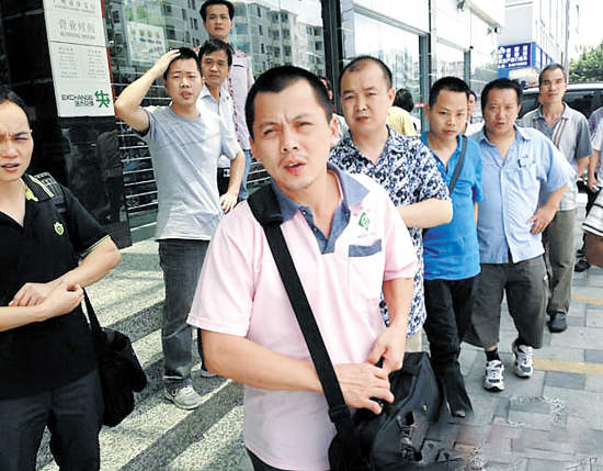 理性维权上百员工拿到补偿金|工资标准|工资