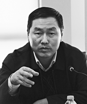 上海华谊拟加速推进跨国经营|三爱富|上市公司