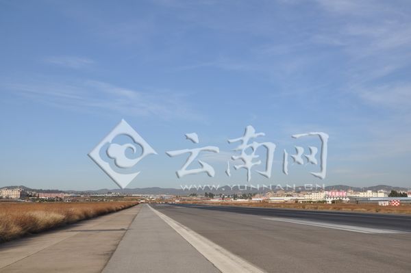 昆明总人口_昆明地铁(3)