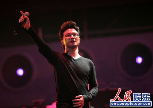 封神榜帮汪峰上头条 90后助力神曲满天飞|汪峰