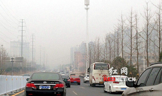 2月2日长沙空气中度污染 气象台发布霾黄色预