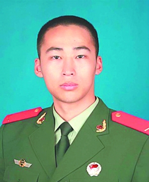 两救火牺牲消防员获批烈士 陆晨父亲:不后悔让