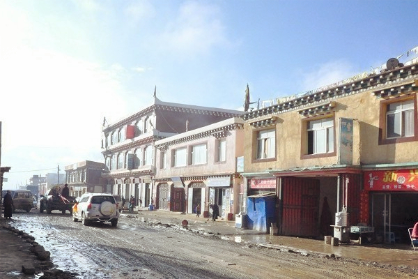 高山上的信仰 西藏色达|气温|佛学院_凤凰旅游