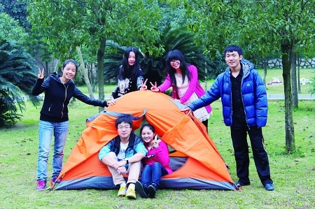 深耕高校旅游市场 重庆大学生3个月赚了5万|学