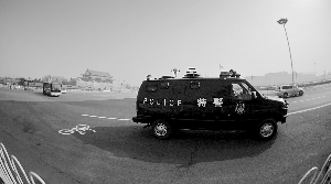 这一年惊心动魄, 以加大反腐力度扫清改革障碍