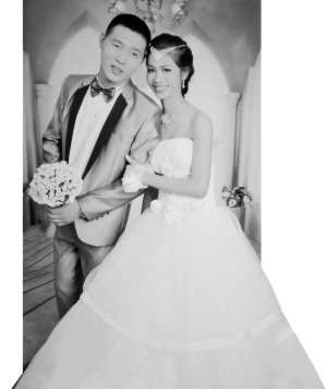 她社区婚纱照_婚纱照风格