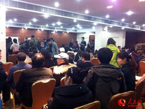 都酒店:马航晚7时起向失联飞机家属发放签证登