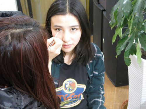 《青春如期2》正紧张拍摄 陈羽琦耍宝自娱|影片