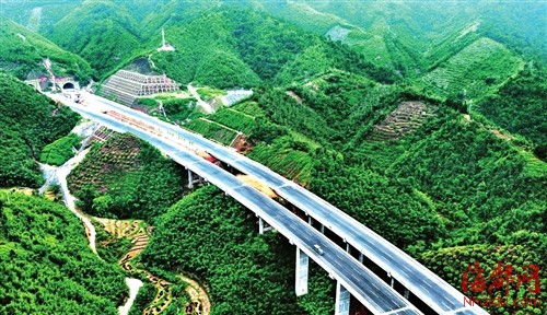 铜梁常住人口_铜梁安居古镇(3)