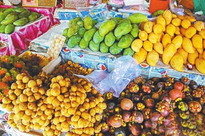 街边水果便利店跟着大V卖水果|水果|榨汁