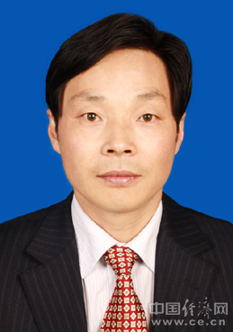 青海果洛州副州长吴自强挂任上海嘉定区副区长