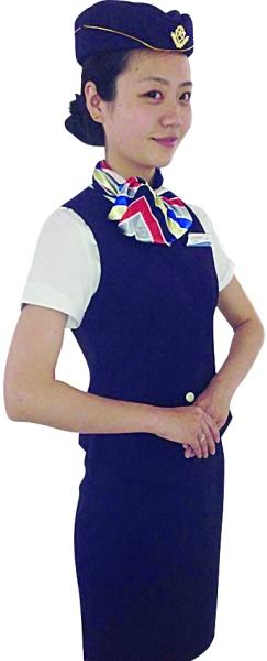 江苏一医院推“空姐式”服务 护士穿空姐制服上岗