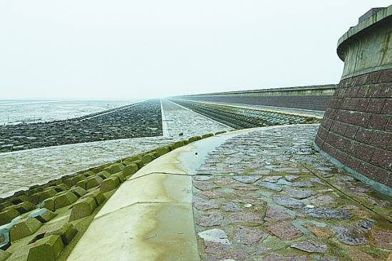 　　宁海县通用航空机场拟建地——三门湾下洋涂。